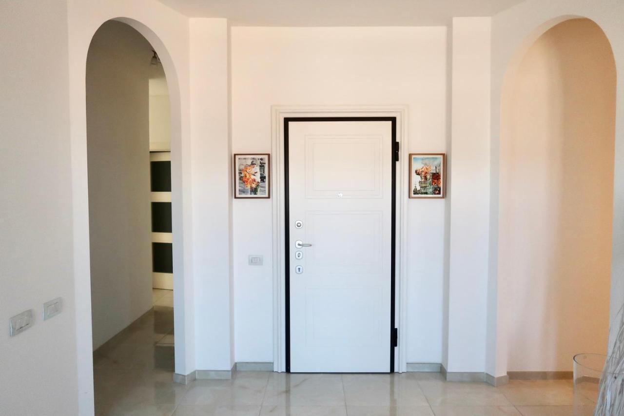 Lux 180Sqm Flat - Entire Last Floor Milano Eksteriør billede